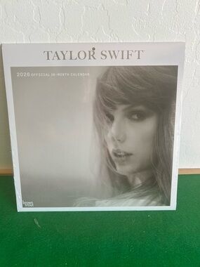 Taylor Swift Gray Monochrome Portrait Calendar Cover